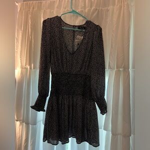 Francesca’s dress M